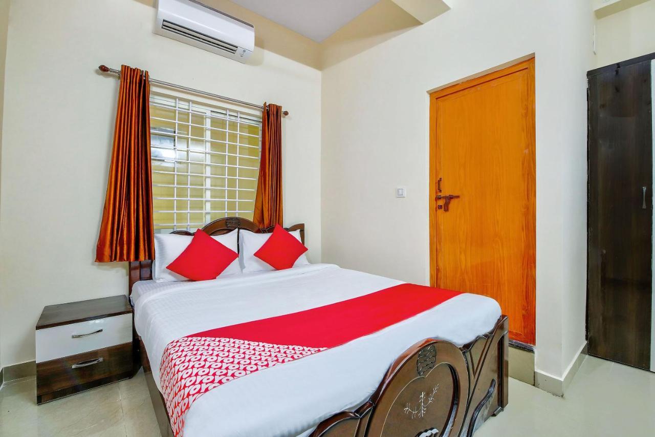 Oyo 39837 Sri Anjaneya Residency Hotell Shimoga Eksteriør bilde