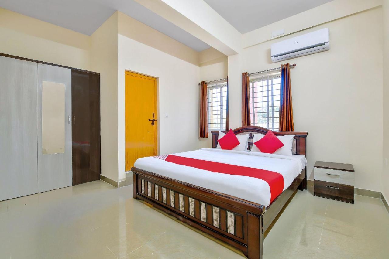 Oyo 39837 Sri Anjaneya Residency Hotell Shimoga Eksteriør bilde