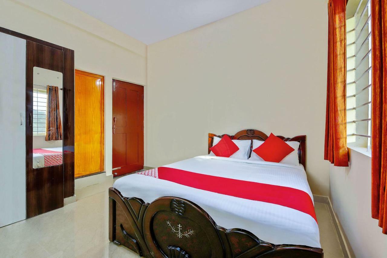 Oyo 39837 Sri Anjaneya Residency Hotell Shimoga Eksteriør bilde