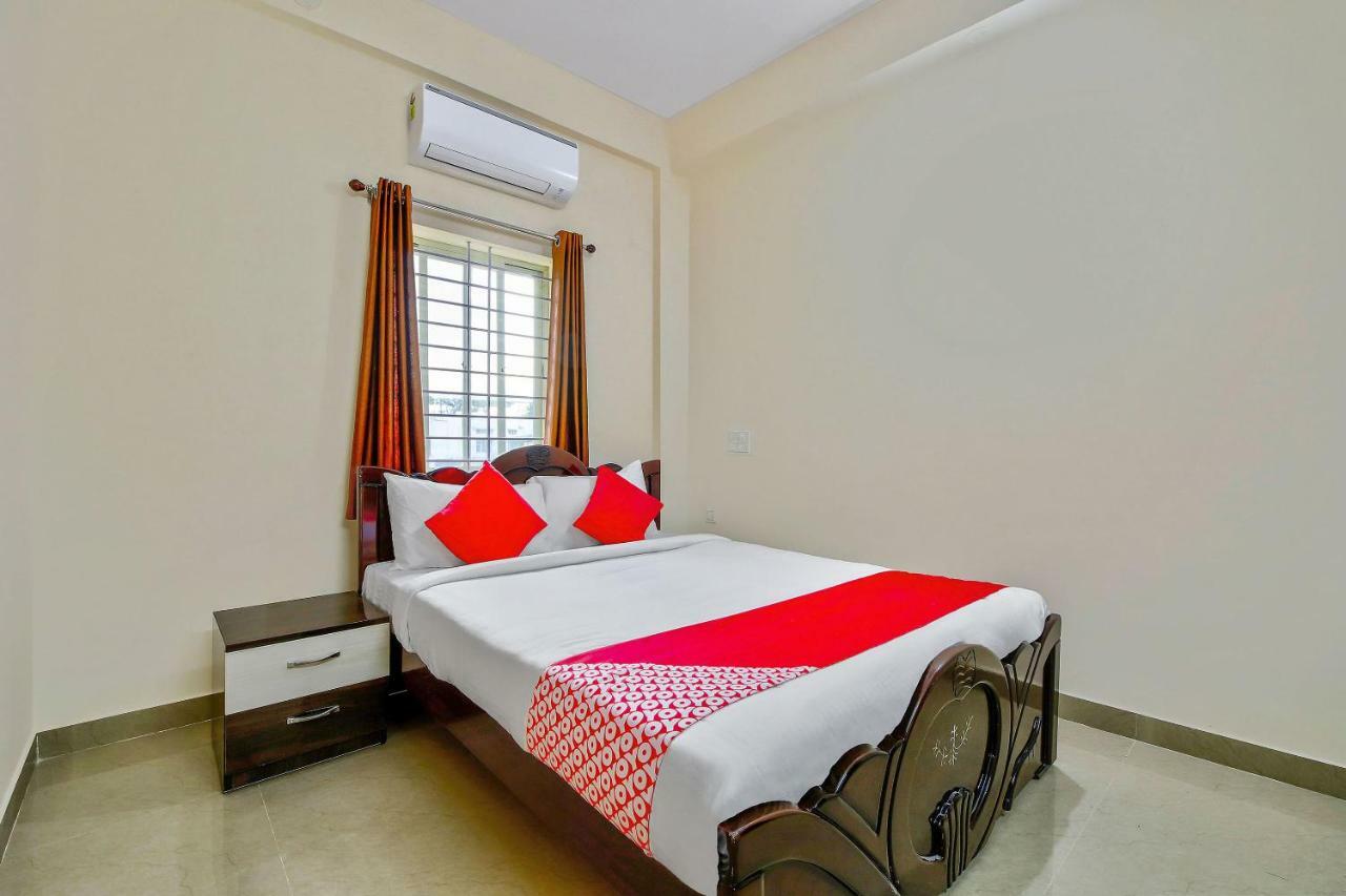 Oyo 39837 Sri Anjaneya Residency Hotell Shimoga Eksteriør bilde