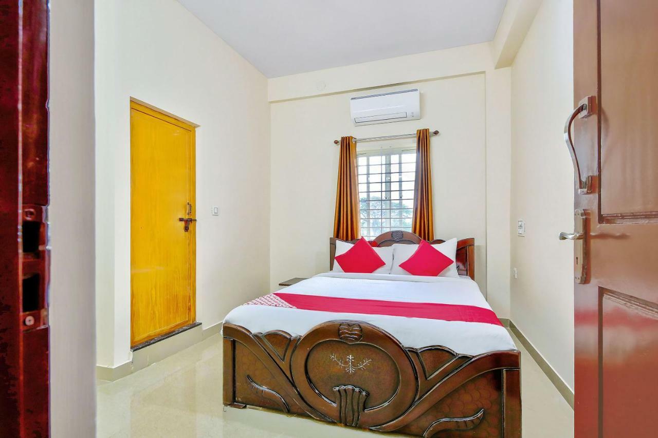 Oyo 39837 Sri Anjaneya Residency Hotell Shimoga Eksteriør bilde