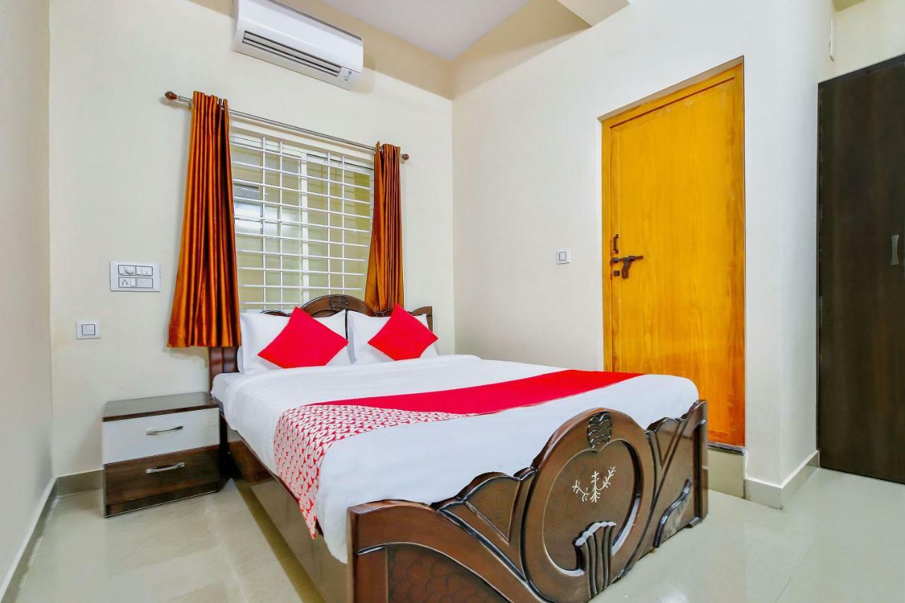 Oyo 39837 Sri Anjaneya Residency Hotell Shimoga Eksteriør bilde